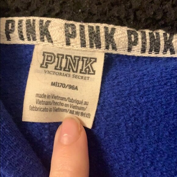 Victoria Secret Pink zip up hoodie. Size M - Picture 3 of 6